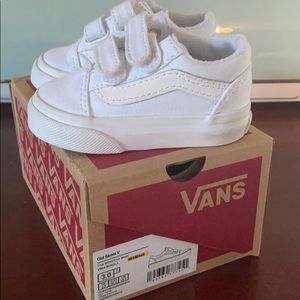 Old School V in True White